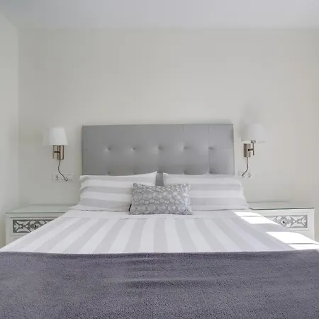 Ferienhaus Apartamento Confort Y Piscina *