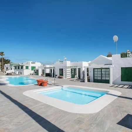 Apartamento Confort Y Piscina Σπίτι διακοπών *